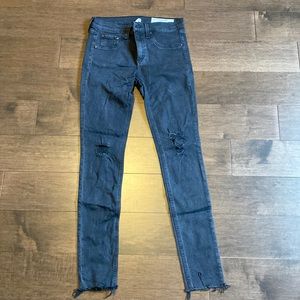 Rag & Bone Jean/Legging with rips